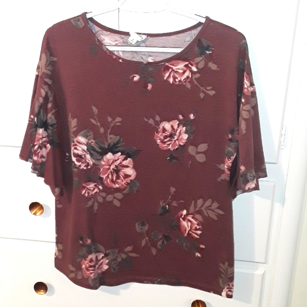 Floral top